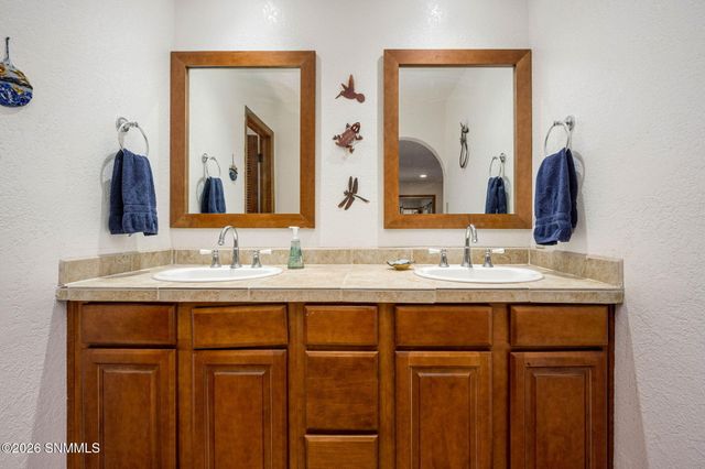 4000 Senna Drive, Las Cruces, NM 88011