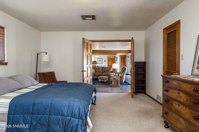 4000 Senna Drive, Las Cruces, NM 88011