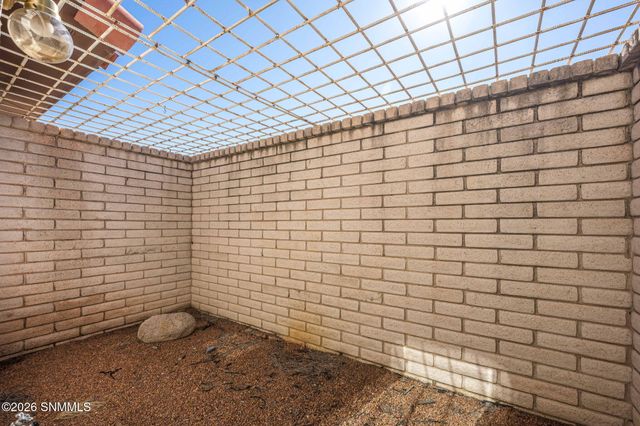 4000 Senna Drive, Las Cruces, NM 88011