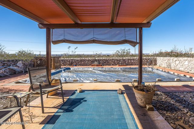 4000 Senna Drive, Las Cruces, NM 88011