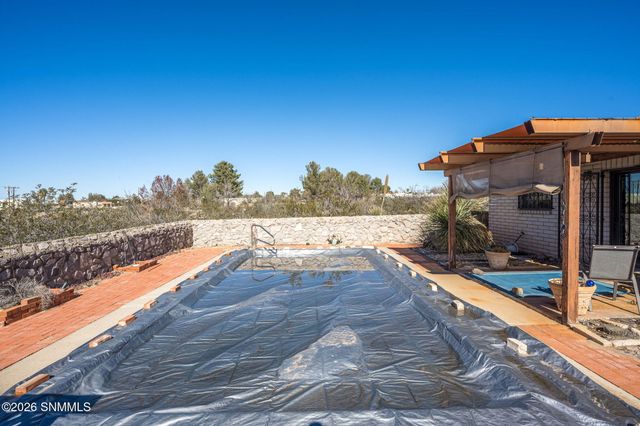 4000 Senna Drive, Las Cruces, NM 88011