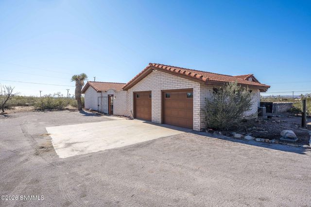 4000 Senna Drive, Las Cruces, NM 88011