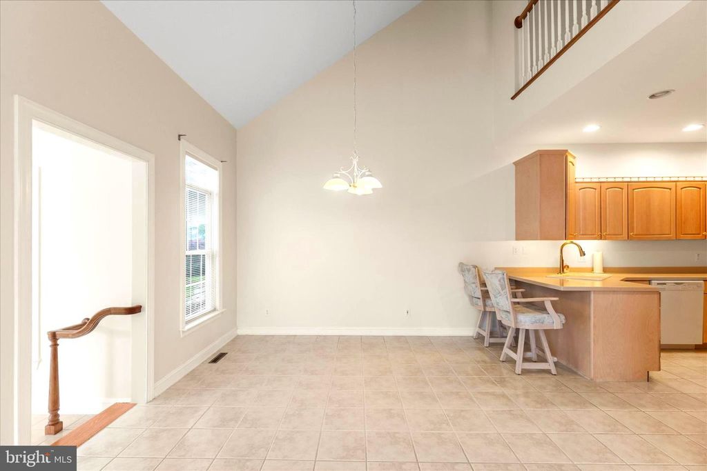 Image 12 of property listing at 1101 TURNBERRY LN, York, PA 17403