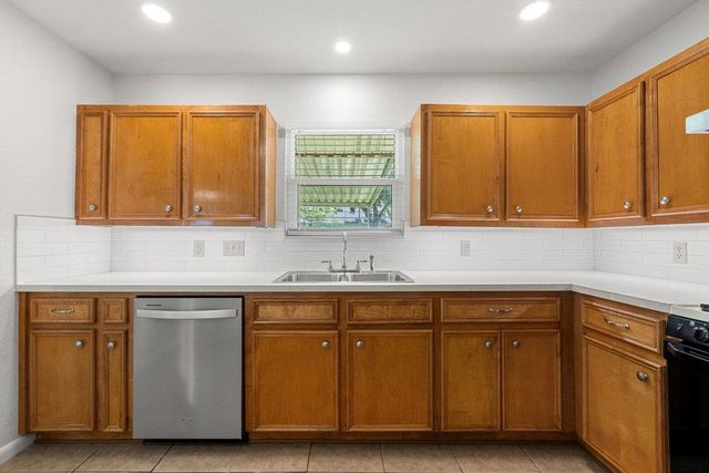 2409 Glen Springs WAY, Austin, TX 78741