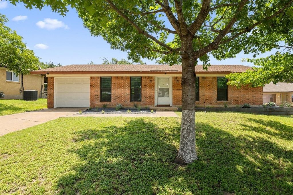 2409 Glen Springs WAY, Austin, TX 78741