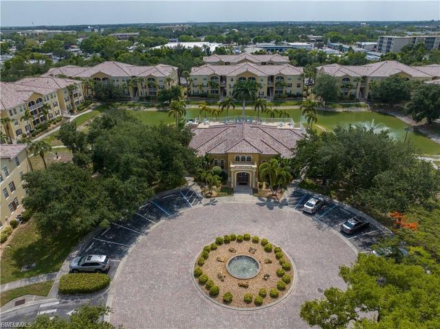 4121 Residence DR 303, Fort Myers, FL 33901