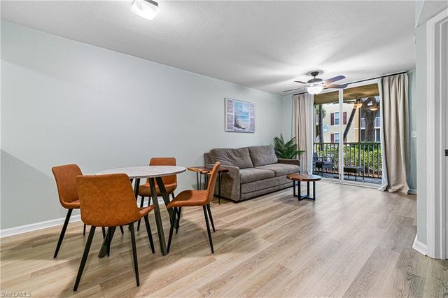 4121 Residence DR 303, Fort Myers, FL 33901