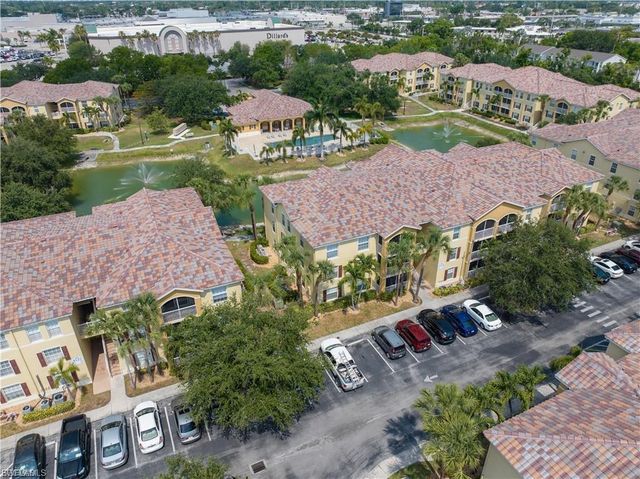 4121 Residence DR 303, Fort Myers, FL 33901