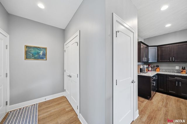 5013 W Hillsboro Drive, Lincoln, NE 68528