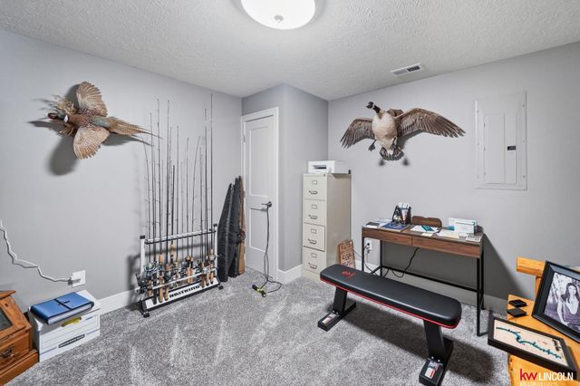 5013 W Hillsboro Drive, Lincoln, NE 68528