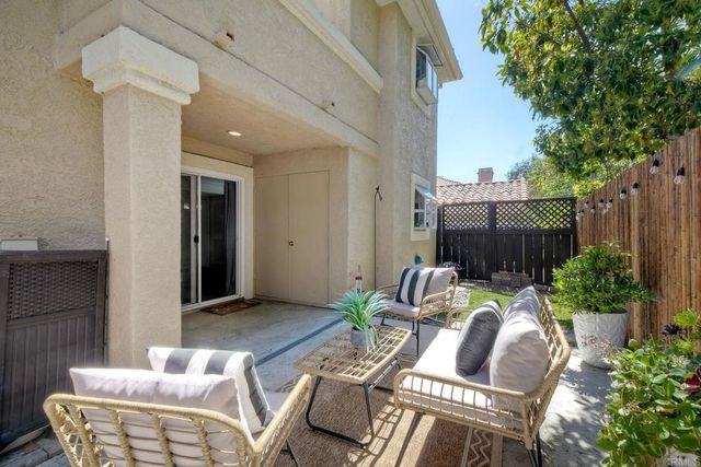 407 Sea Cliff Way, Oceanside, CA 92056