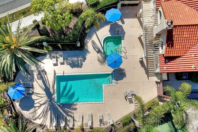 407 Sea Cliff Way, Oceanside, CA 92056