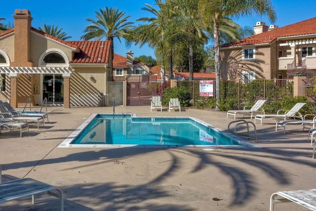 407 Sea Cliff Way, Oceanside, CA 92056