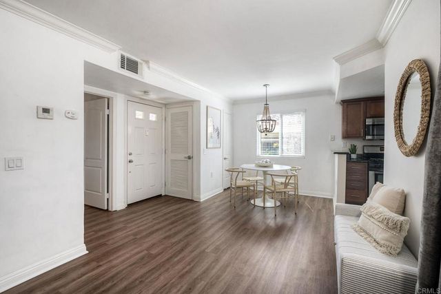 407 Sea Cliff Way, Oceanside, CA 92056