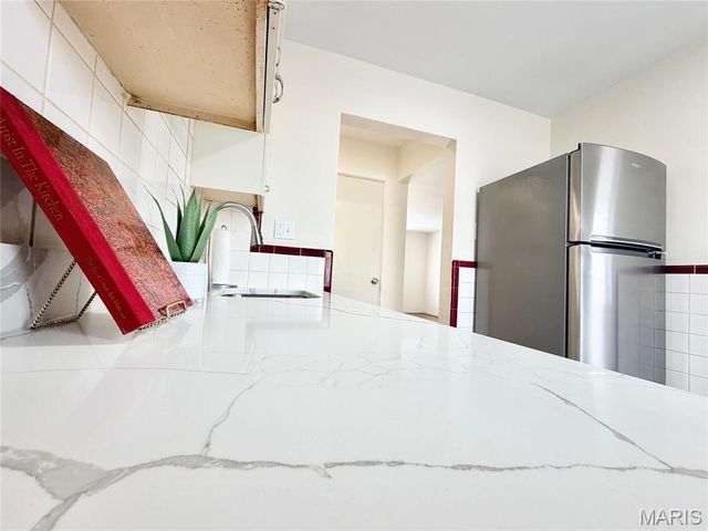 7176 Jamieson Avenue 1E, St Louis, MO 63109