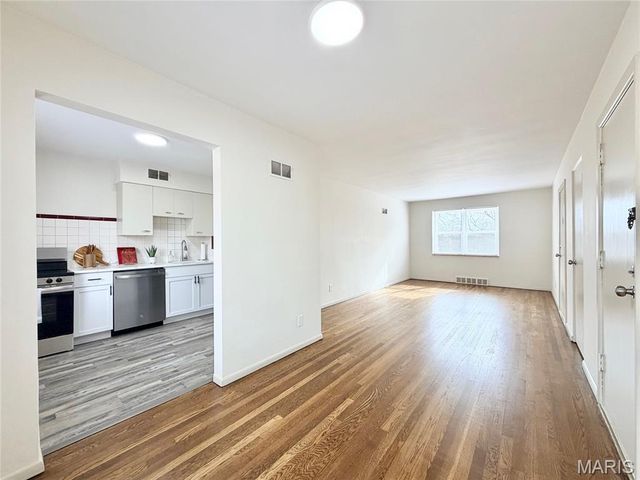 7176 Jamieson Avenue 1E, St Louis, MO 63109