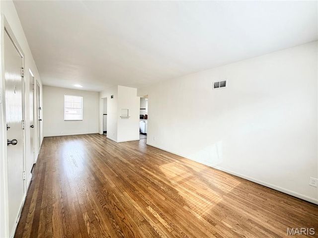 7176 Jamieson Avenue 1E, St Louis, MO 63109