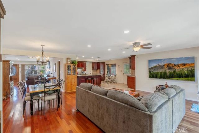 4620 Willalee, La Crescenta, CA 91214