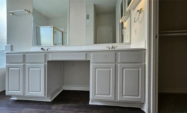 2202 Cherry Hill Court, Richmond, TX 77469