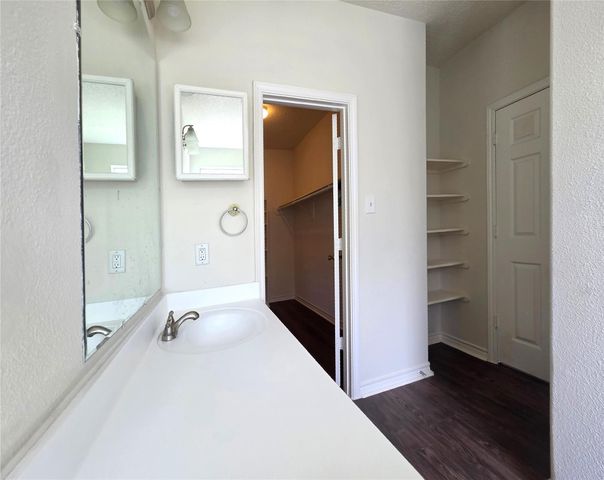 2202 Cherry Hill Court, Richmond, TX 77469