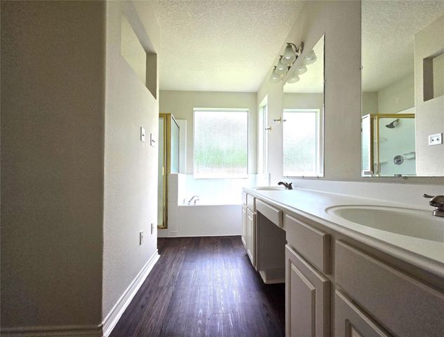 2202 Cherry Hill Court, Richmond, TX 77469