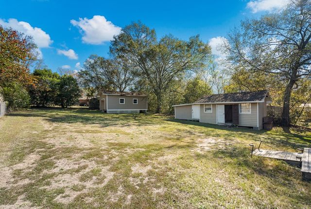 2212 9th Avenue, Phenix City, AL 36967