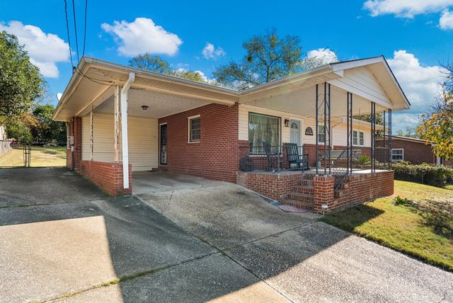 2212 9th Avenue, Phenix City, AL 36967