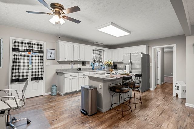 2212 9th Avenue, Phenix City, AL 36967