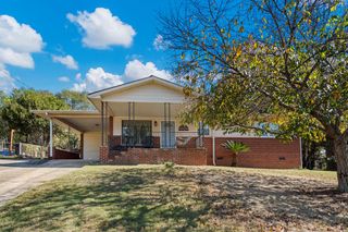 2212 9th Avenue, Phenix City, AL 36967