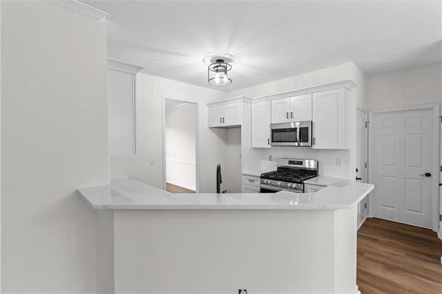 4104 Pinemist Lane, Kennesaw, GA 30144