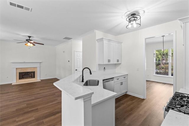 4104 Pinemist Lane, Kennesaw, GA 30144