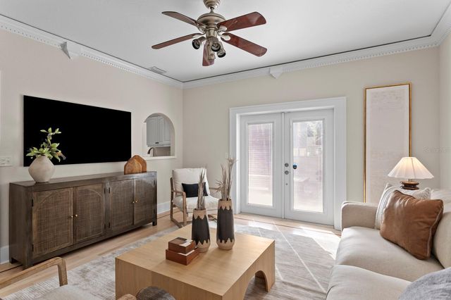 446 13TH AVENUE NE, St Petersburg, FL 33704