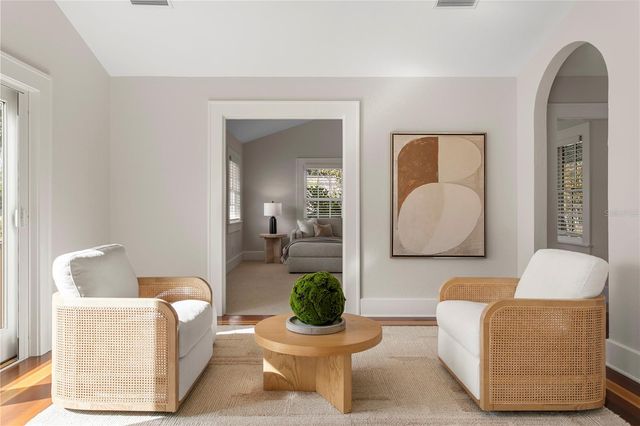 446 13TH AVENUE NE, St Petersburg, FL 33704