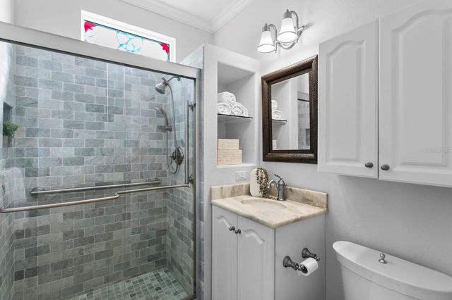 446 13TH AVENUE NE, St Petersburg, FL 33704