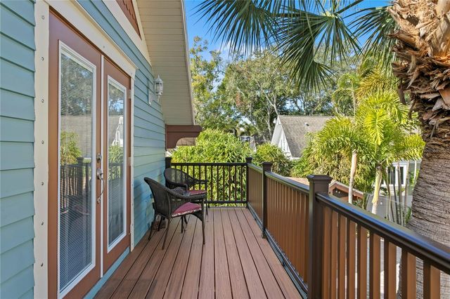 446 13TH AVENUE NE, St Petersburg, FL 33704