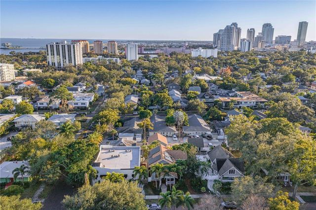 446 13TH AVENUE NE, St Petersburg, FL 33704