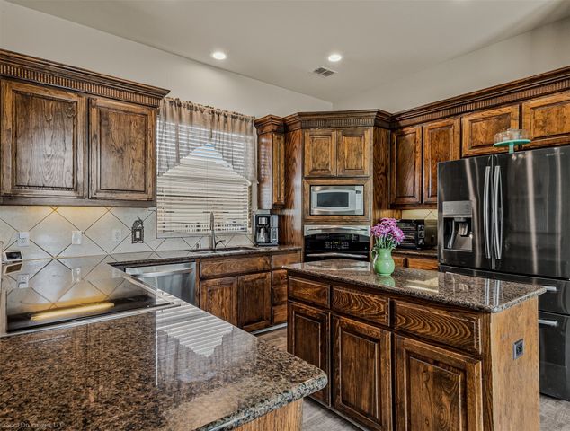 119 Equestrian Drive, Rockwall, TX 75032