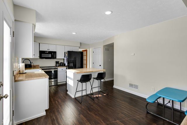 3981 W 1000 S, Pendleton, IN 46064