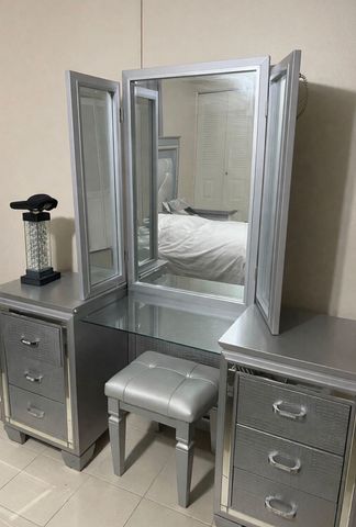 3001 W Rolling Hills Circle, Davie, FL 33328