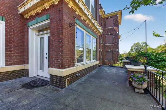 5572 Waterman Boulevard 1W, St Louis, MO 63112