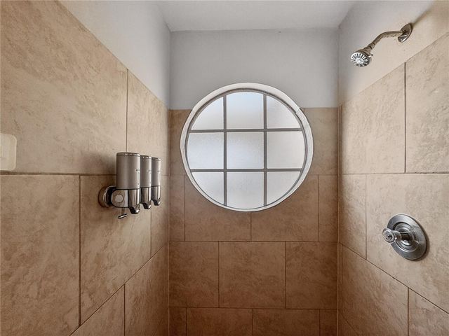 5005 LAGUNA BAY CIRCLE 22, Kissimmee, FL 34746