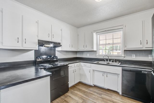 845 Hitching Post Road, Charleston, SC 29414