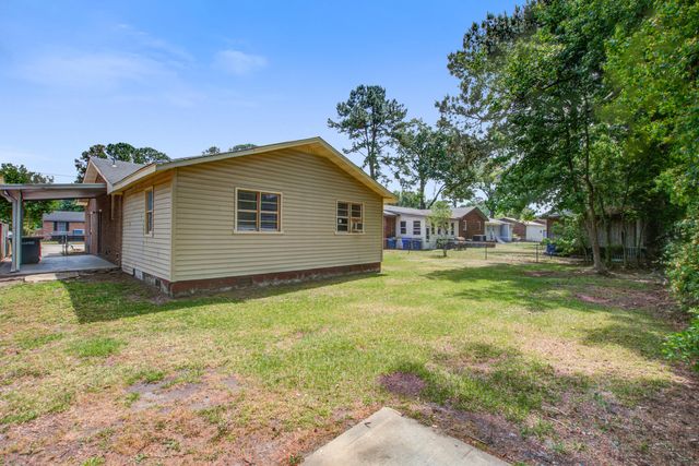 845 Hitching Post Road, Charleston, SC 29414
