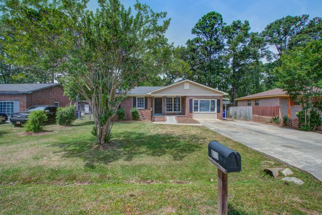 845 Hitching Post Road, Charleston, SC 29414