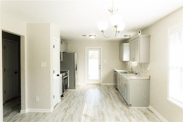 2201 Liberty E Drive, Mobile, AL 36608