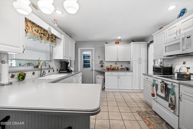 1705 Cordova Avenue, Holly Hill, FL 32117