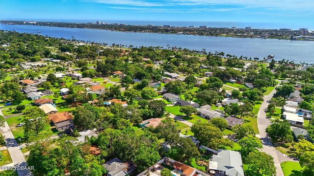 1705 Cordova Avenue, Holly Hill, FL 32117