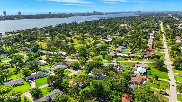 1705 Cordova Avenue, Holly Hill, FL 32117