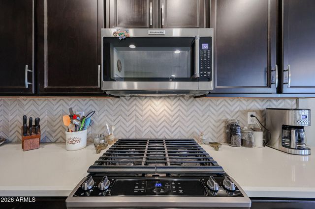 18086 W CEDARWOOD Lane, Goodyear, AZ 85338