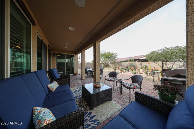 18086 W CEDARWOOD Lane, Goodyear, AZ 85338